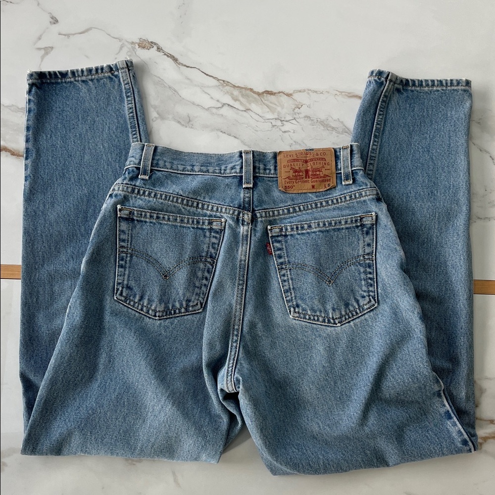 Vtg Women’s 550 Levi's Relaxed Tapered Jeans